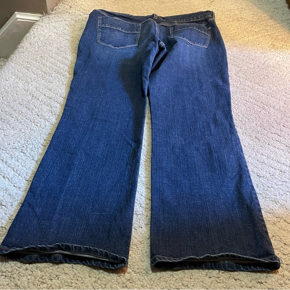 EUC Old Navy Boot Cut Sweetheart Jeans, Size 16 - Picture 5 of 7